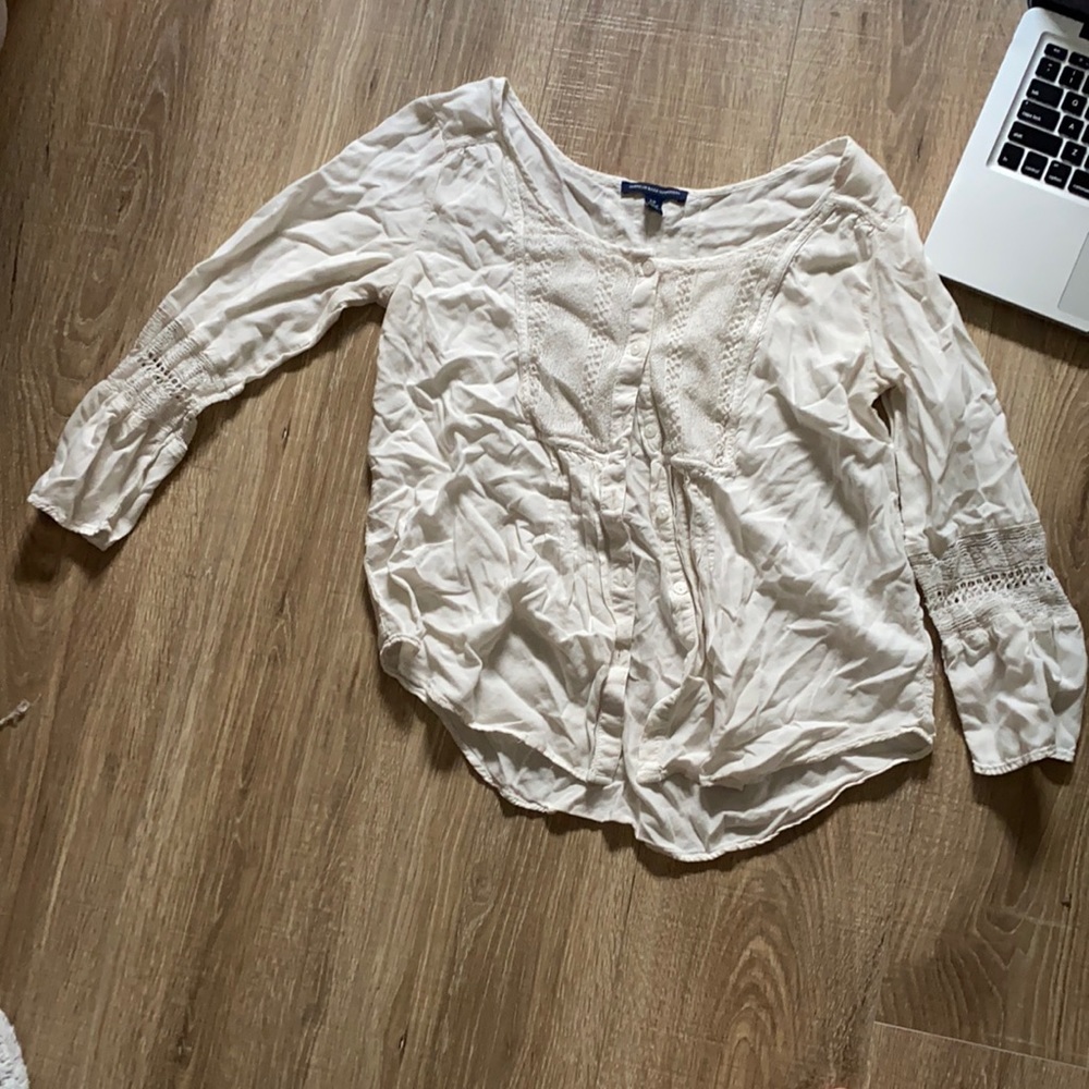 AMERICAN EAGLE WOMANS BLOUSE